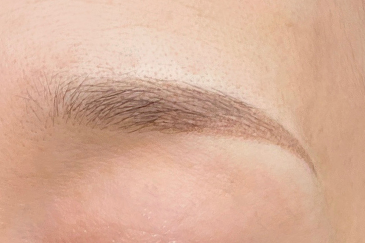 パウダー眉